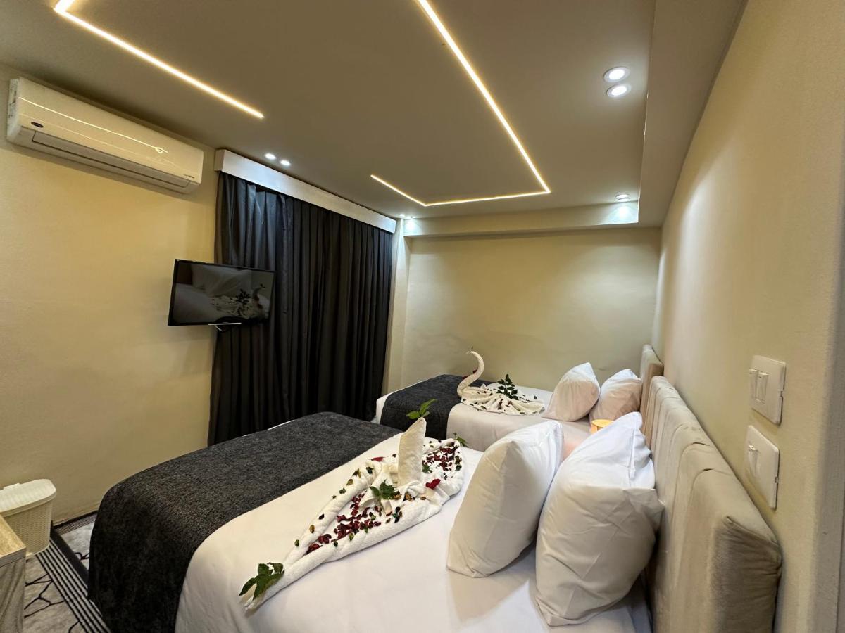Hotel Blue Scarab Pyramids View Kairo Exterior foto